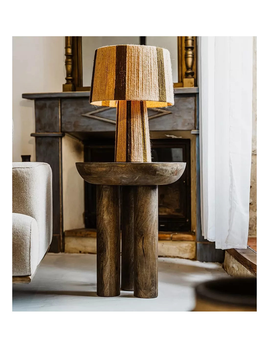 Bout De Canapé En Bois Artisanal – Image 2